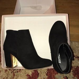 JUSTFAB Hanna black booties new 6.5